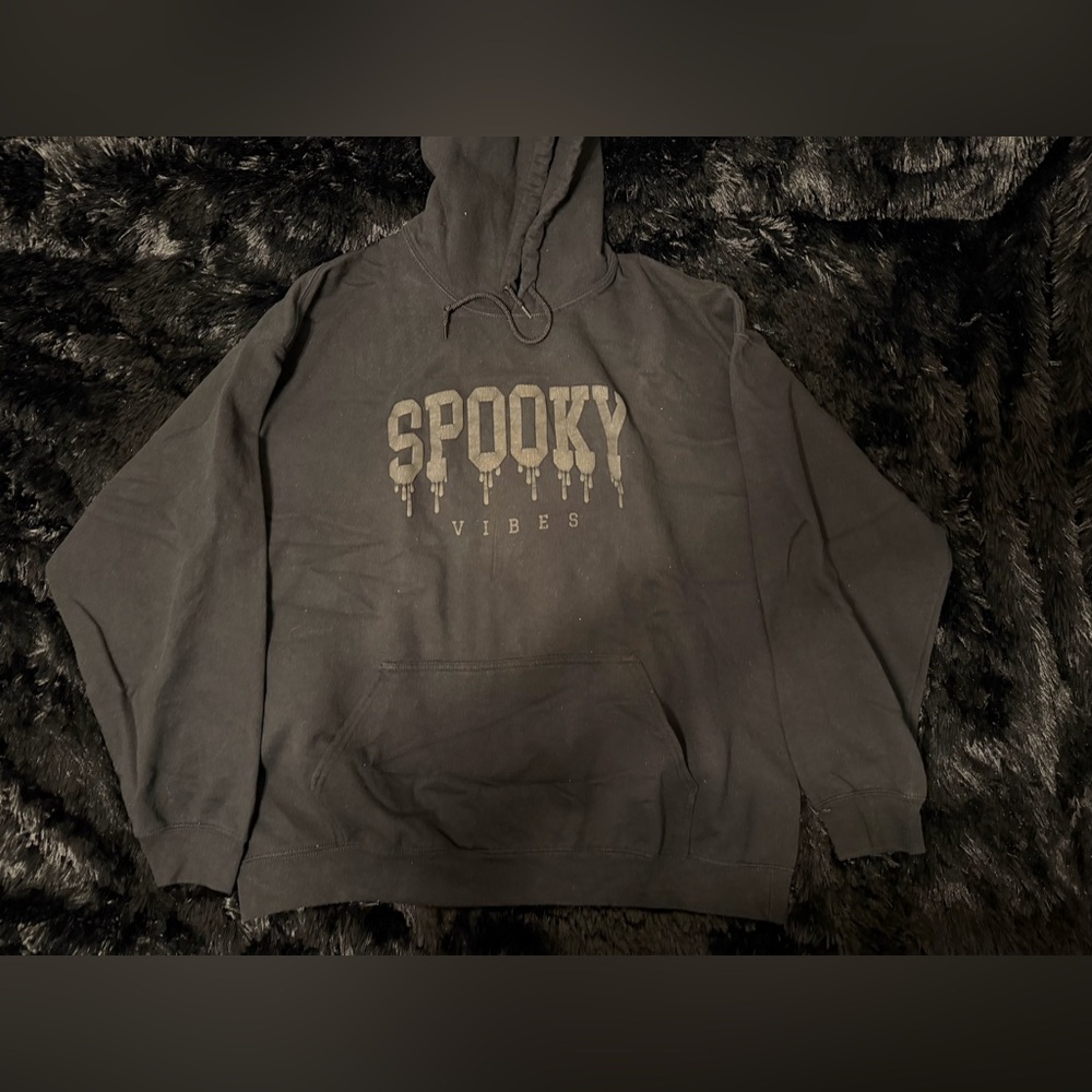 Spooky Vibes Black Hoodie Dripping Letter Graphic Size XXL